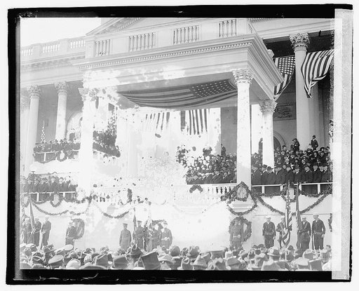 Harding delivering Inaugural address