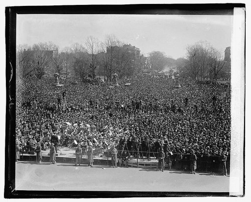 Crowds at Capitol