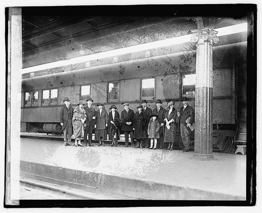 Meredith & party at station