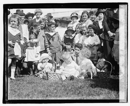 Easter egg rolling, 1921