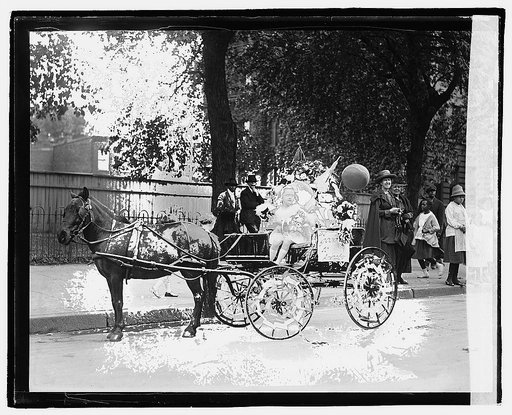 Durst annual parade, Eleanore Simmons