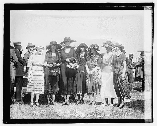 Junior League at horse show, 1921, 5/14/21