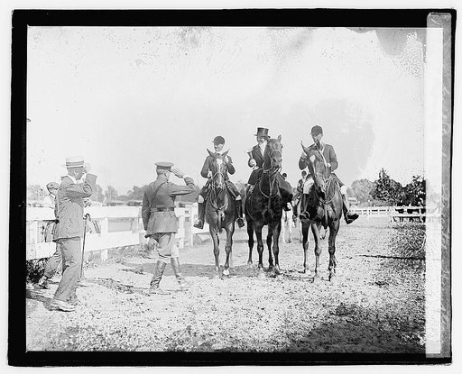 Genrl. Pershing & foxcatcher hunt team horseshow, 1921, 5/17/21