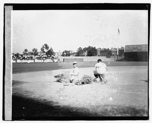 Williams, St. Louis, safe third