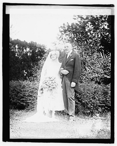 Maj. & Mrs. Geo. Oakley Totten
