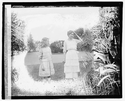 Mrs. Ralph H. Cameron and daughter Katherine