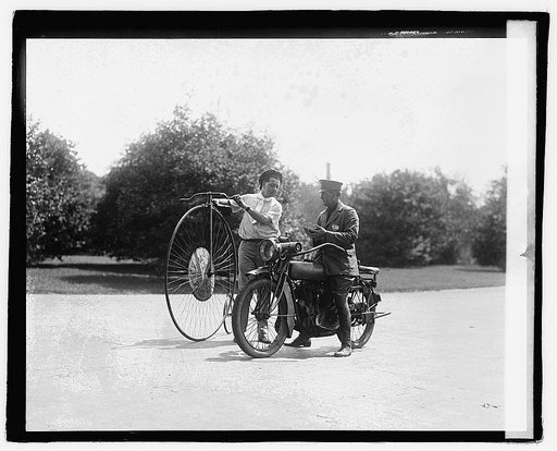 Velocipede and motorcycle