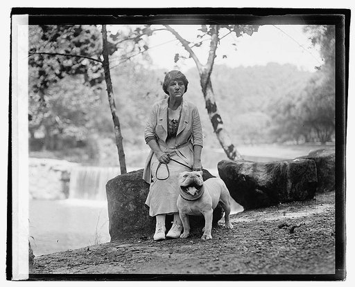 Mrs. Robt. LaFollette