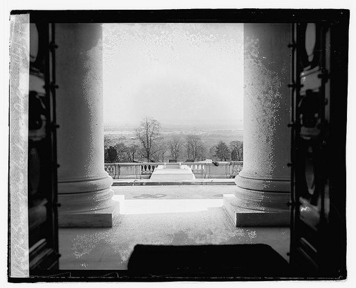 Grave of an unknown soldier, 11/4/21