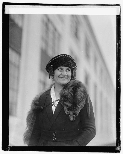 Mme. Sara Hard, 12/11/21