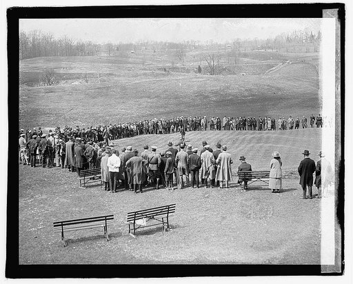 Hutchinson on 18 green, 4/5/22