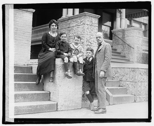 Paul Henderson & family, 4/4/22