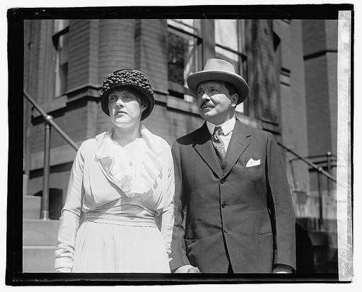 Mr. & Mrs. Henry de Bach, 4/10/22