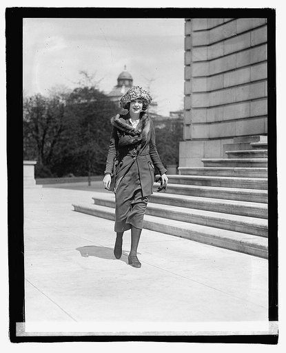 Miss Anna Niebel