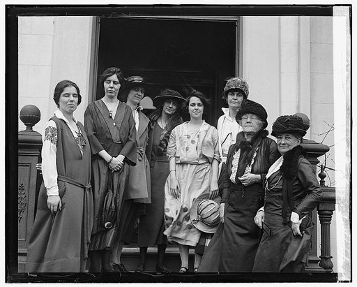 Nat. Women's Party group, 4/12/1922
