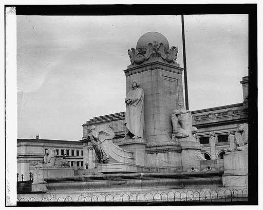 Columbus statue