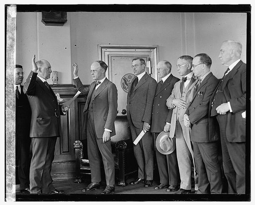 Swearing in Paul Henderson, 4/14/22