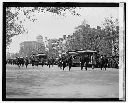 Grant Memorial parade