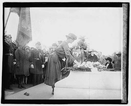 Mrs. Oswald Chew of Phila., Women's Overseas Service League, 5/1/22