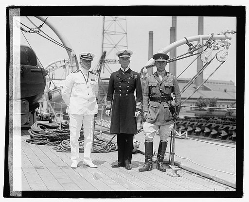 Admrial Pankenham and two officers], 5/29/22