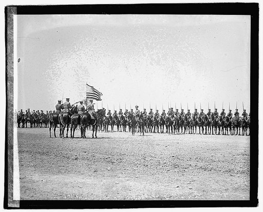 Cavalry drill Fort Meyer, 5/25/22