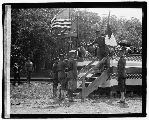 Unidentified group on viewing stand], 5/25/22