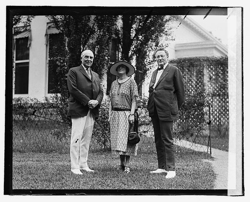 Harding, Miss Carmichael, Sen. Watson, 8/5/22