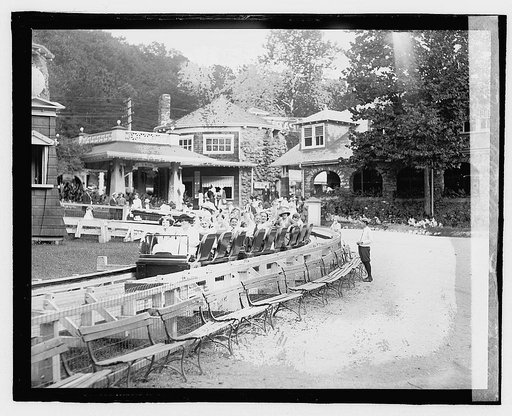 Wash. R.R. Elec. employees at Glen Echo, 8/29/22