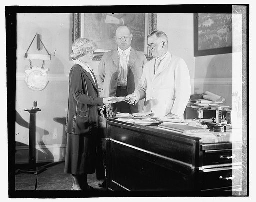 Wallace, Pugsley & Miss Eliz. U. Hoffman, 9/6/22