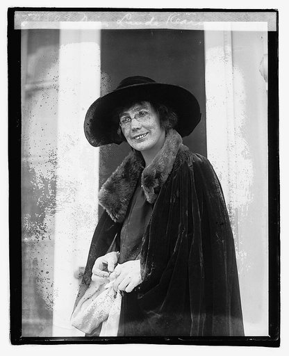 Miss Linda Kearns
