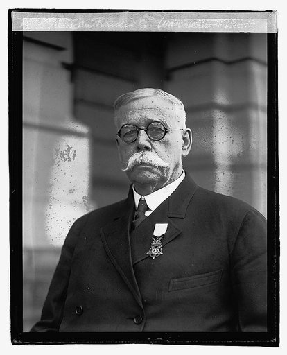Sen. Francis E. Warren, [10/19/22