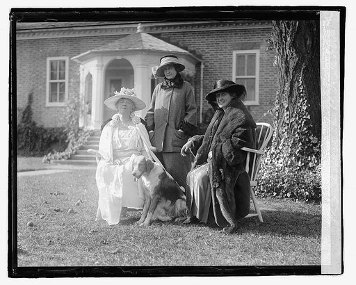 Miss Hutle, Mrs. Chelton, Mrs. Geddes, [10/24/22