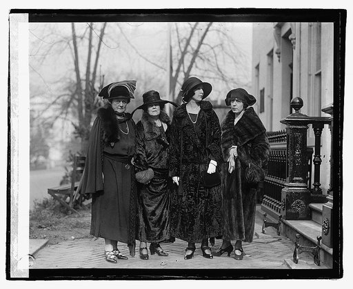 Four unidentified women at equal rights conference at Woman's Party], 11/11/22