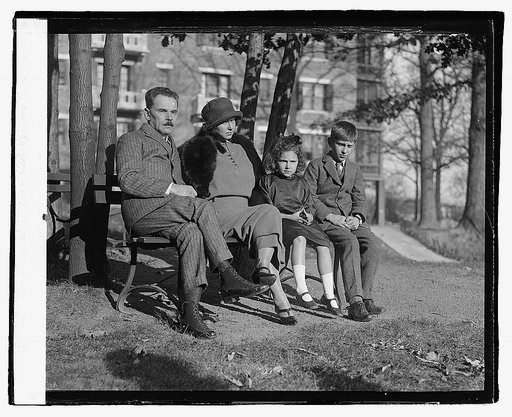 Dr. L. Wroblewski & family, 11/16/22