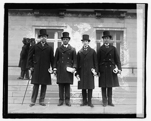 El Salvadorian delegates, 12/4/22