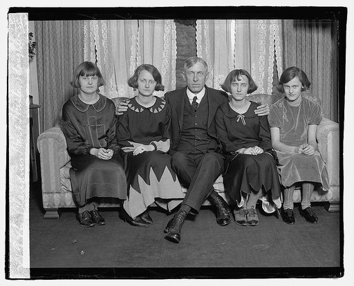 Claudius Hart Huston & daughters, 12/28/22