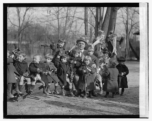 Davis & orphans, [1922