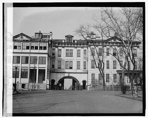 Navy Yard gate