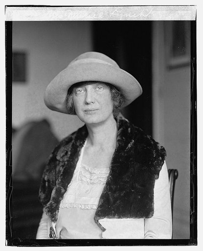 Miss Muriel Lynch
