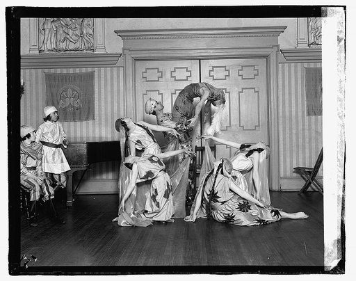 Paul Tcherinkoff's Russian dancers, 4/9/23