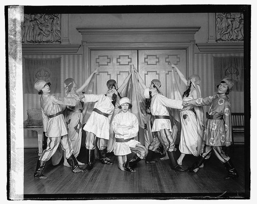 Paul Tcherinkoff's [Russian dancers, 4/9/23