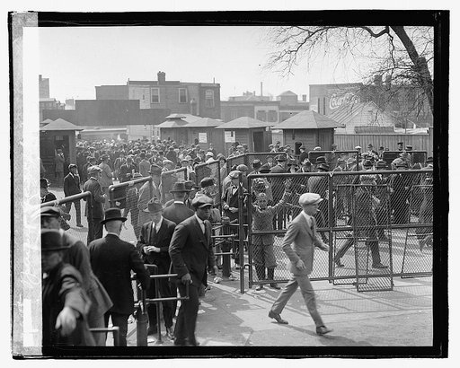 Opening game, 1923