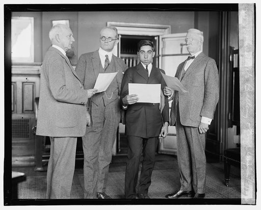 Asst. P.M.G. Bellamy & prize winners, 5/18/23