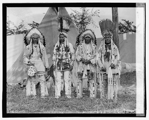 Native Americans in traditional clothing], 5/29/23