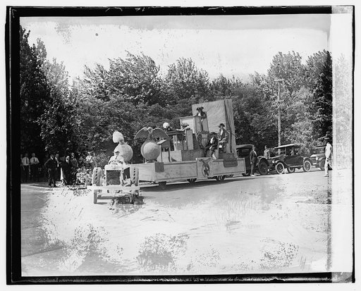 Patrick Henry float, 6/7/23