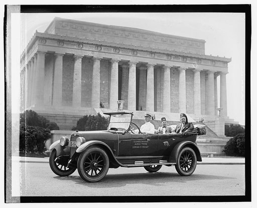 Shriner automobile "Illustrious Potentate, Almas Temple, Leonard P. Steuart" at Lincoln Memorial