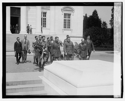 Gouraud at Tomb of Unknown, 7/6/23
