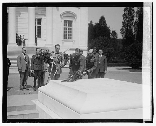 Gouraud at Tomb of Unknown, [7/6/23