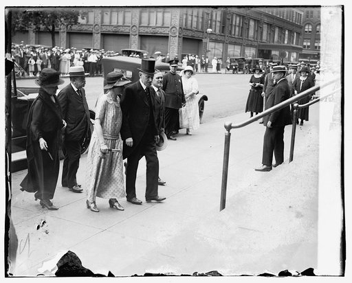 Coolidge attending church, 8/5/23