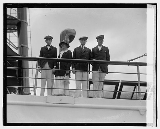 Coolidge & family on Mayflower, 9/8/23